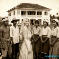 Anneke van Deventer dan pegawainya